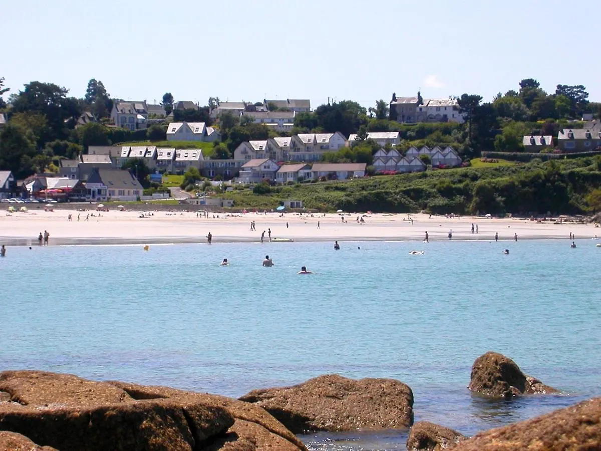 Grand Large Face A La Plage Trestel Trévou-Tréguignec 0*,  France